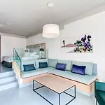 Готель Fariones 4*