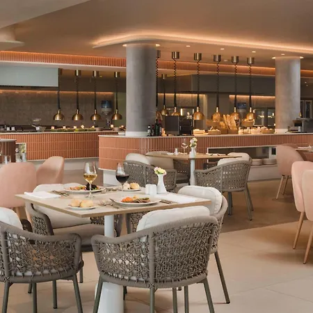 Hotel Fariones