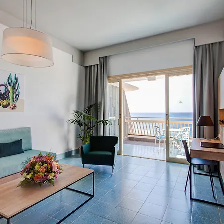 Fariones بويرتو ذيل كارمين