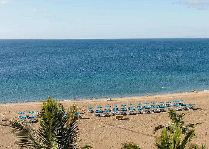 Отель Fariones 4*