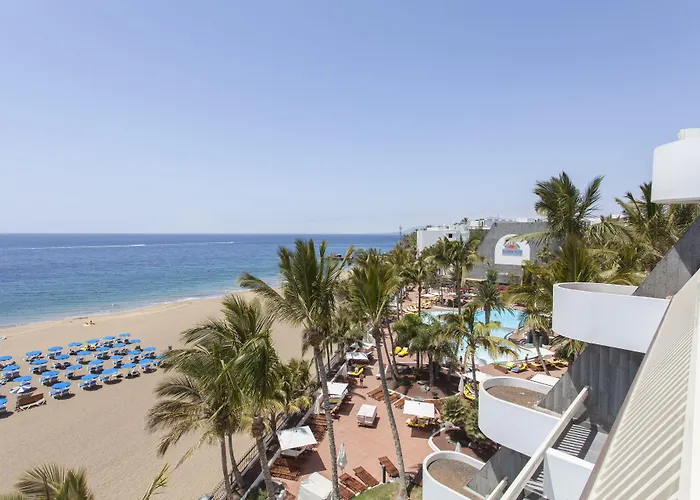 Ξενοδοχείο Fariones 4*